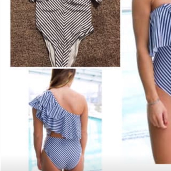 Bathing suit - Picture 2 of 2